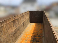 三菱ふそうスーパーグレートコンテナ専用車大型（10t）[写真09]