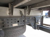 三菱ふそうキャンターアルミバン小型（2t・3t）[写真12]