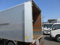 三菱ふそうキャンターアルミバン小型（2t・3t）[写真26]