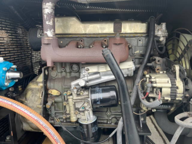 三菱ふそうキャンター高圧洗浄車小型（2t・3t）[写真13]