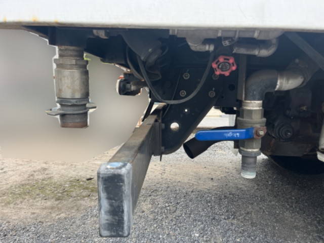 三菱ふそうキャンター高圧洗浄車小型（2t・3t）[写真22]