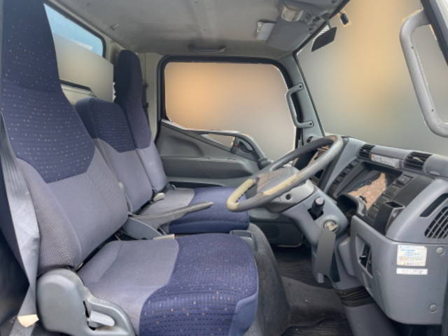 三菱ふそうキャンター高圧洗浄車小型（2t・3t）[写真32]