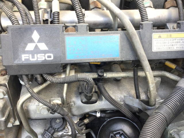 三菱ふそうキャンターパネルバン小型（2t・3t）[写真24]