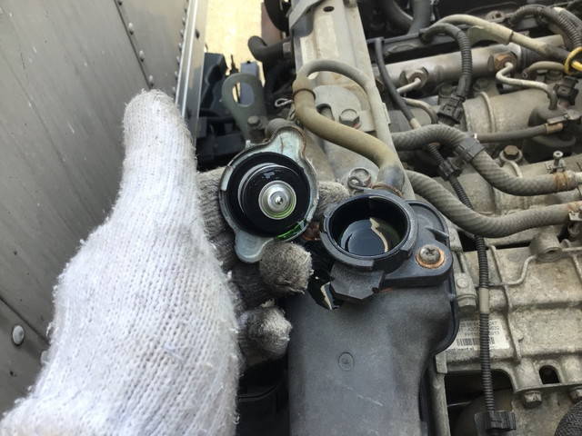 三菱ふそうキャンターパネルバン小型（2t・3t）[写真25]