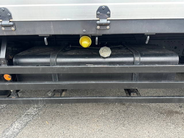 いすゞフォワードクレーン4段増トン（6t・8t）[写真19]