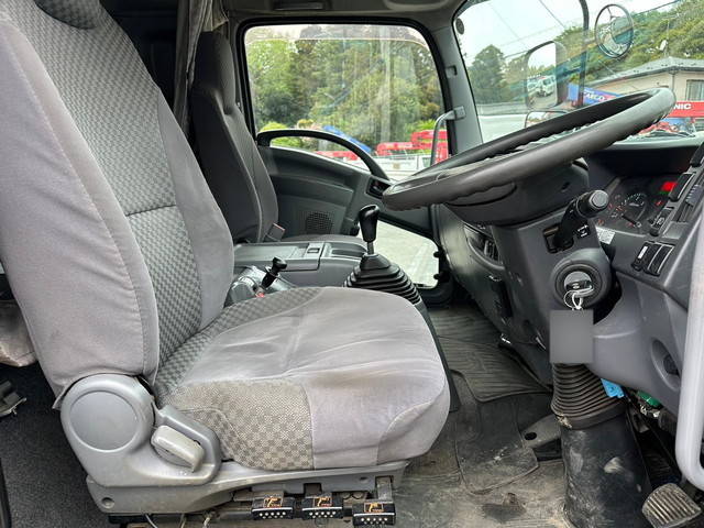 いすゞフォワードクレーン4段増トン（6t・8t）[写真20]