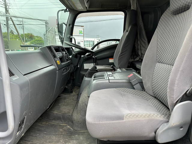 いすゞフォワードクレーン4段増トン（6t・8t）[写真27]