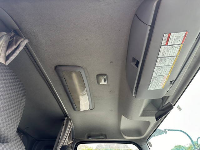 いすゞフォワードクレーン4段増トン（6t・8t）[写真28]