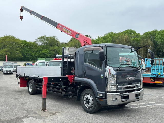 いすゞフォワードクレーン4段増トン（6t・8t）[写真03]