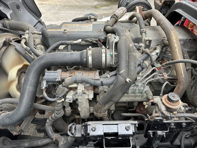 いすゞフォワードクレーン4段増トン（6t・8t）[写真30]