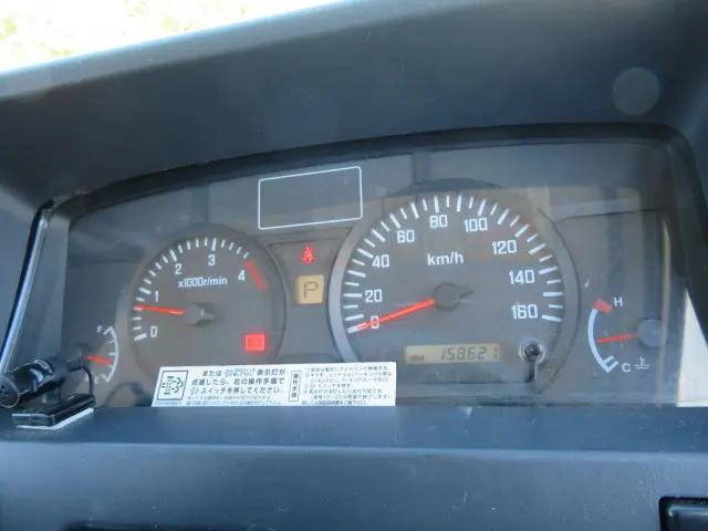 いすゞエルフ平ボディ小型（2t・3t）[写真12]