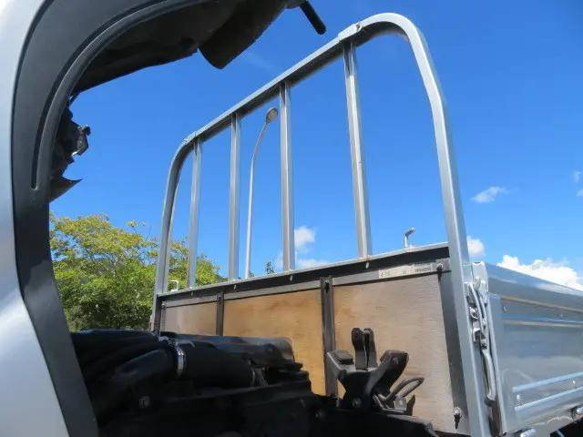 いすゞエルフ平ボディ小型（2t・3t）[写真26]