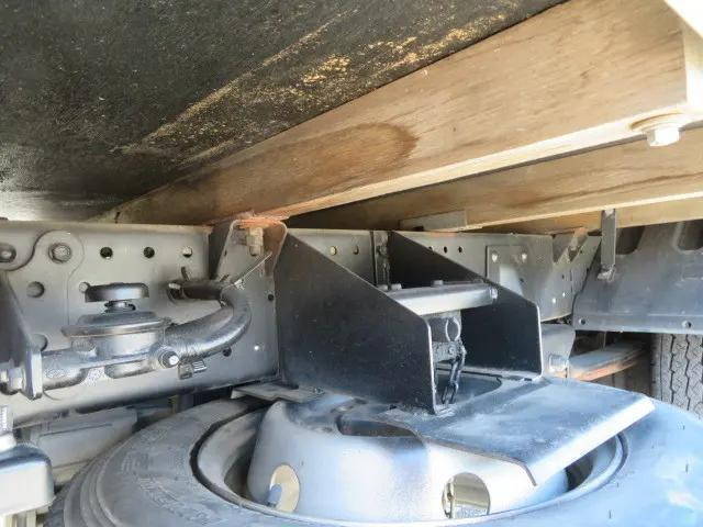 いすゞエルフ平ボディ小型（2t・3t）[写真32]