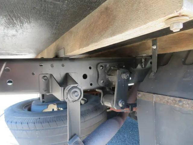 いすゞエルフ平ボディ小型（2t・3t）[写真33]