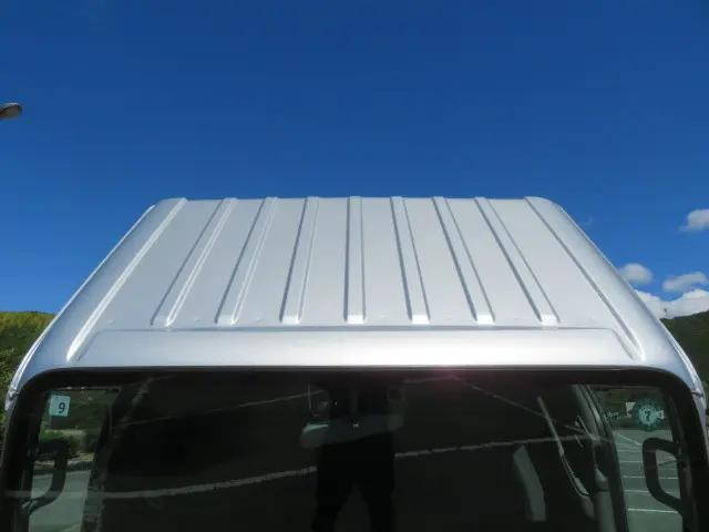 いすゞエルフ平ボディ小型（2t・3t）[写真05]