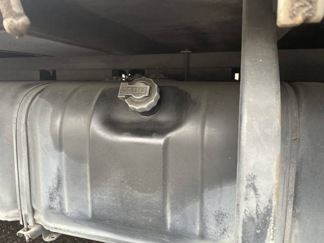 いすゞエルフアルミブロック小型（2t・3t）[写真14]