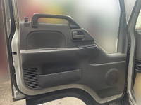 いすゞエルフアルミブロック小型（2t・3t）[写真24]