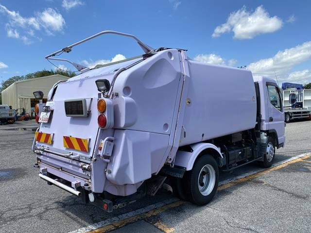 三菱ふそうキャンターパッカー車（塵芥車）小型（2t・3t）[写真02]