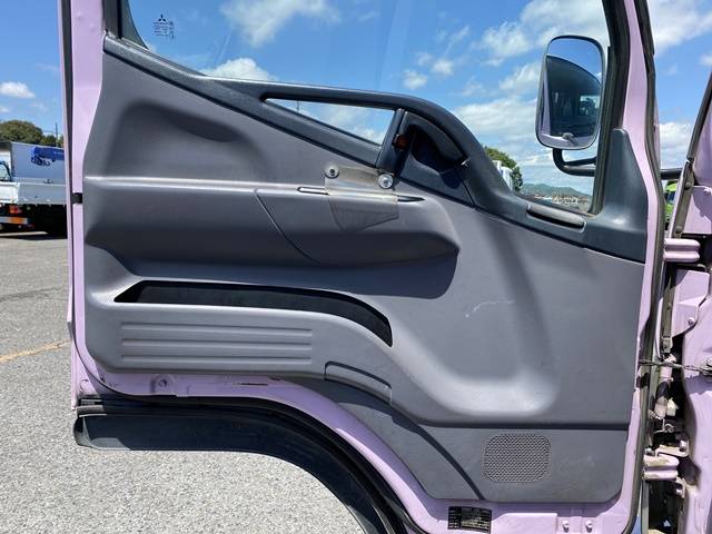 三菱ふそうキャンターパッカー車（塵芥車）小型（2t・3t）[写真30]