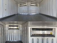 いすゞエルフ冷凍車（冷蔵車）小型（2t・3t）[写真14]