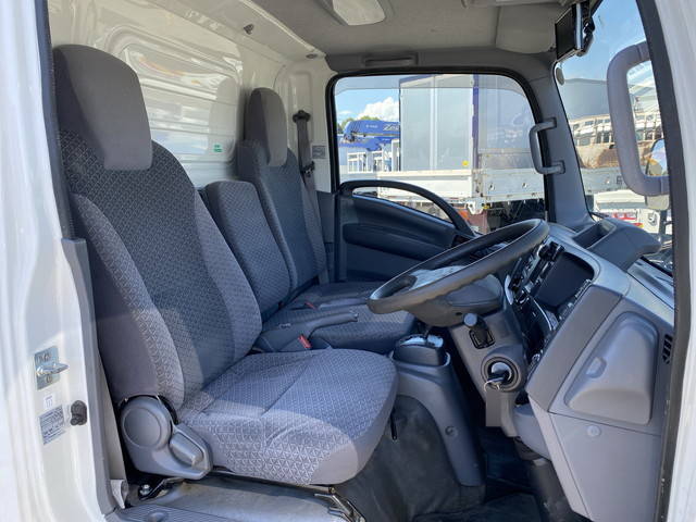 いすゞエルフ冷凍車（冷蔵車）小型（2t・3t）[写真27]