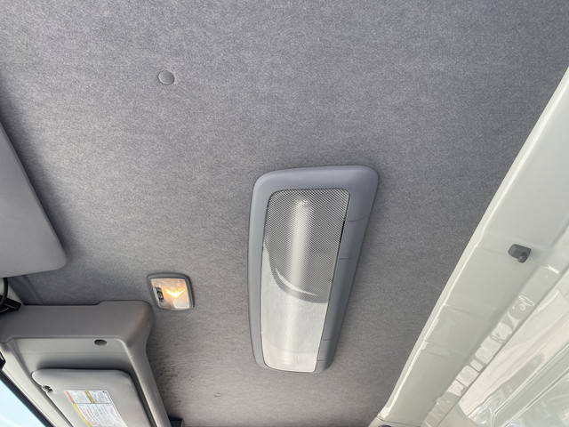 いすゞエルフ冷凍車（冷蔵車）小型（2t・3t）[写真28]