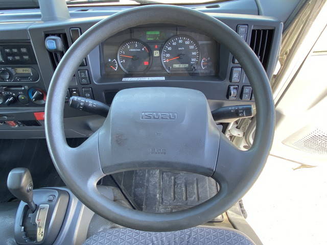 いすゞエルフ冷凍車（冷蔵車）小型（2t・3t）[写真31]