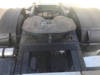 UDトラックスクオントレーラーヘッド（トラクターヘッド）大型（10t）[写真12]