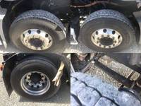 UDトラックスクオントレーラーヘッド（トラクターヘッド）大型（10t）[写真17]