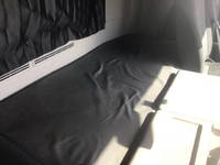 UDトラックスクオントレーラーヘッド（トラクターヘッド）大型（10t）[写真24]