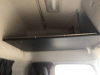 UDトラックスクオントレーラーヘッド（トラクターヘッド）大型（10t）[写真25]