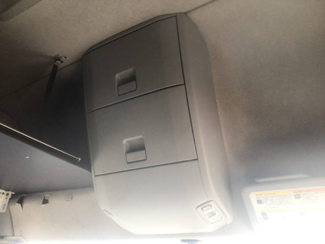 UDトラックスクオントレーラーヘッド（トラクターヘッド）大型（10t）[写真26]