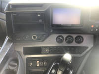 UDトラックスクオントレーラーヘッド（トラクターヘッド）大型（10t）[写真30]