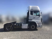 UDトラックスクオントレーラーヘッド（トラクターヘッド）大型（10t）[写真06]