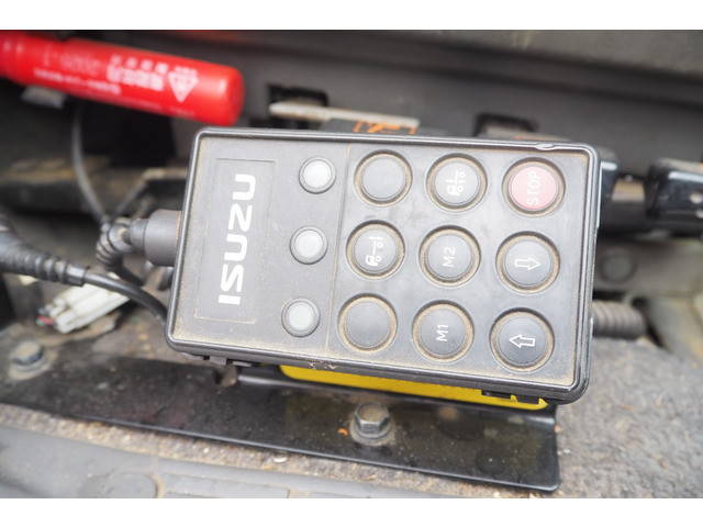 いすゞギガクレーン4段大型（10t）[写真32]