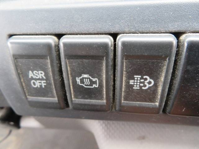 いすゞエルフダブルキャブ（Wキャブ）小型（2t・3t）[写真12]