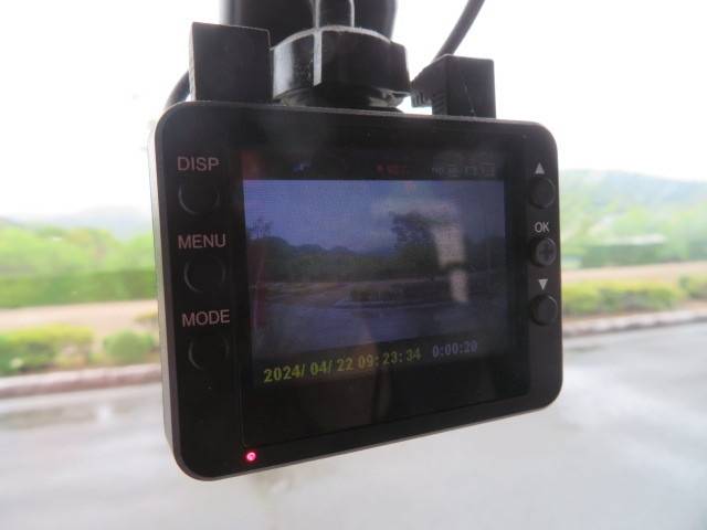 いすゞエルフダブルキャブ（Wキャブ）小型（2t・3t）[写真19]