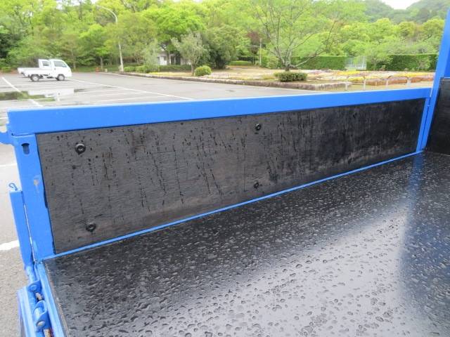 いすゞエルフダブルキャブ（Wキャブ）小型（2t・3t）[写真24]