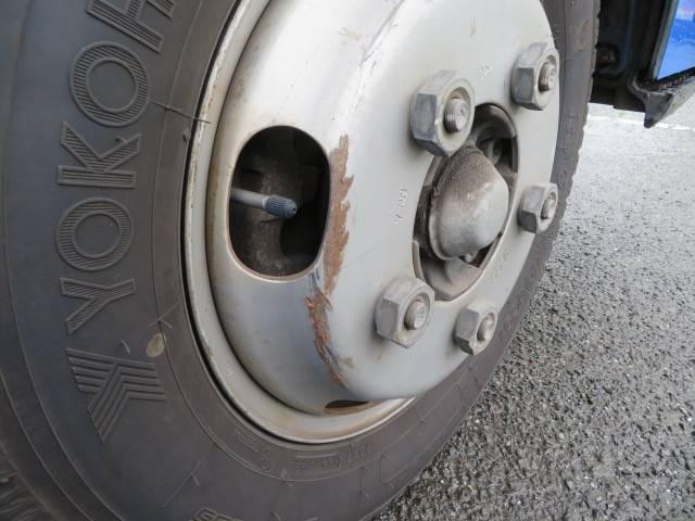 いすゞエルフダブルキャブ（Wキャブ）小型（2t・3t）[写真40]