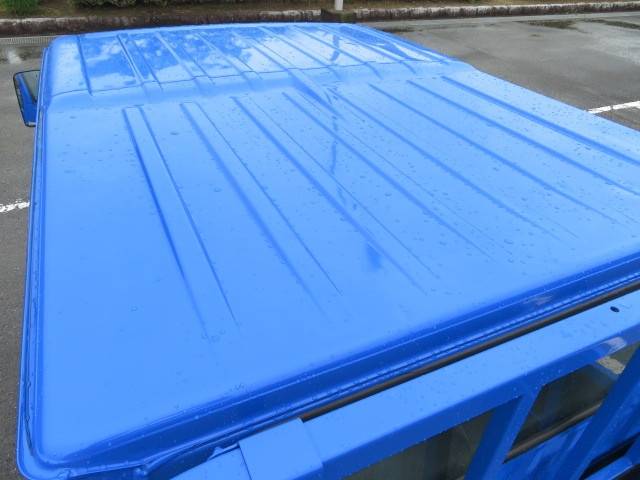 いすゞエルフダブルキャブ（Wキャブ）小型（2t・3t）[写真06]