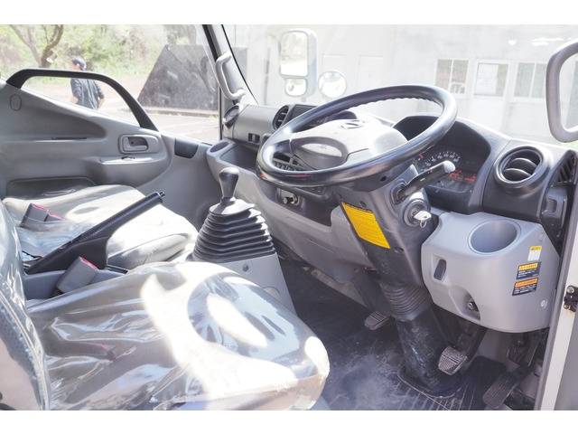 日野デュトロクレーン3段小型（2t・3t）[写真35]