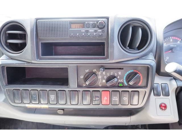 日野デュトロクレーン3段小型（2t・3t）[写真38]