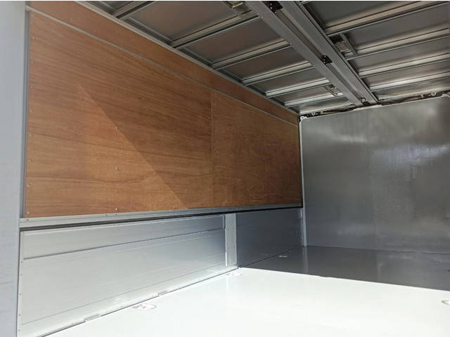 トヨタダイナアルミウイング小型（2t・3t）[写真13]