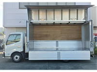 トヨタダイナアルミウイング小型（2t・3t）[写真05]