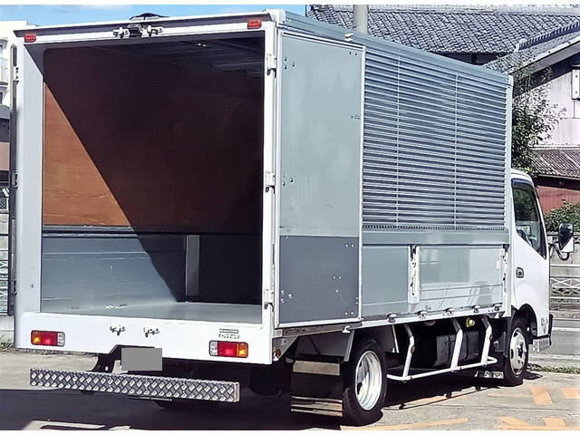 トヨタダイナアルミウイング小型（2t・3t）[写真06]