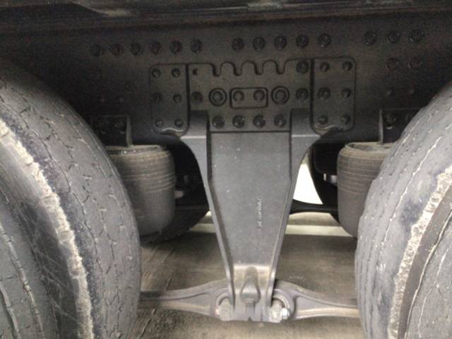 UDトラックスクオンアルミウイング大型（10t）[写真22]