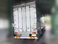 UDトラックスクオンアルミウイング大型（10t）[写真02]