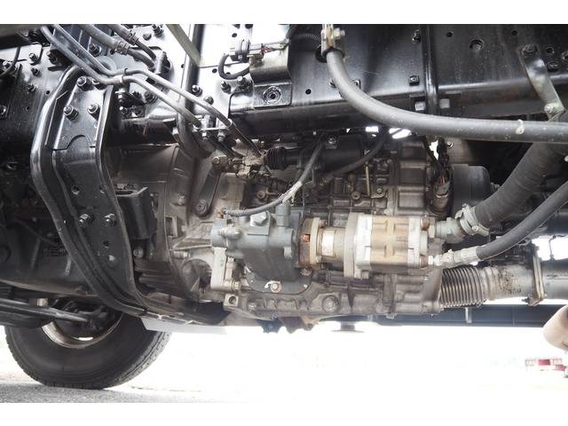 三菱ふそうファイタークレーン4段中型（4t）[写真24]