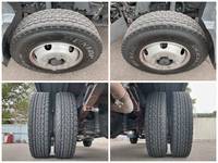 三菱ふそうキャンター平ボディ小型（2t・3t）[写真18]