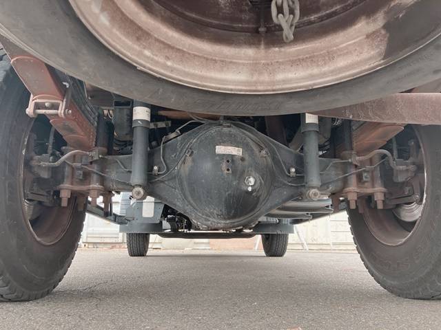 三菱ふそうキャンター平ボディ小型（2t・3t）[写真24]